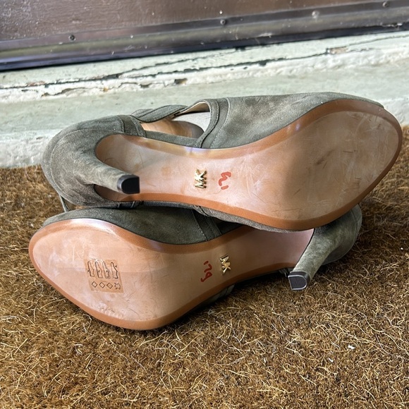 Michael Kors Blaze Suede Open Toe Bootie Sage Green Suede Fall Heels Sz 9.5 - Picture 9 of 11